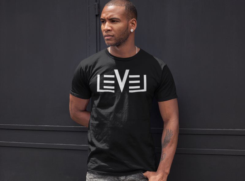 guy wearing black shirt