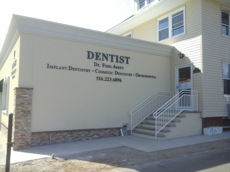 Mineola Other Signage