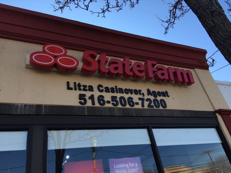 Mineola Channel Letters State Farm
Channel letters designed for a storefront, offering a bright and engaging display for customers. Ideal for businesses searching for 'storefront channel letters near me,' 'custom signage near you,' or 'retail front s
