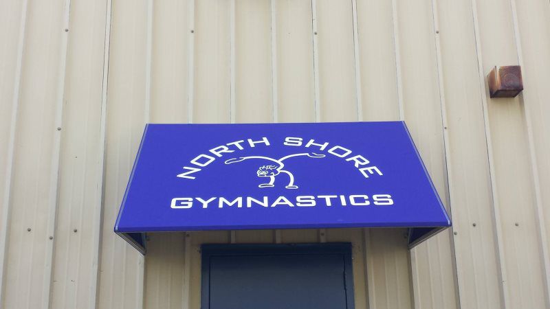 Mineola Awnings Signs
Commercial canopy installation by Mineola Signs and Awnings in Mineola
A durable commercial canopy installed by Mineola Signs and Awnings in Mineola, New York. This canopy offers protection and aesthetic appeal for business exte