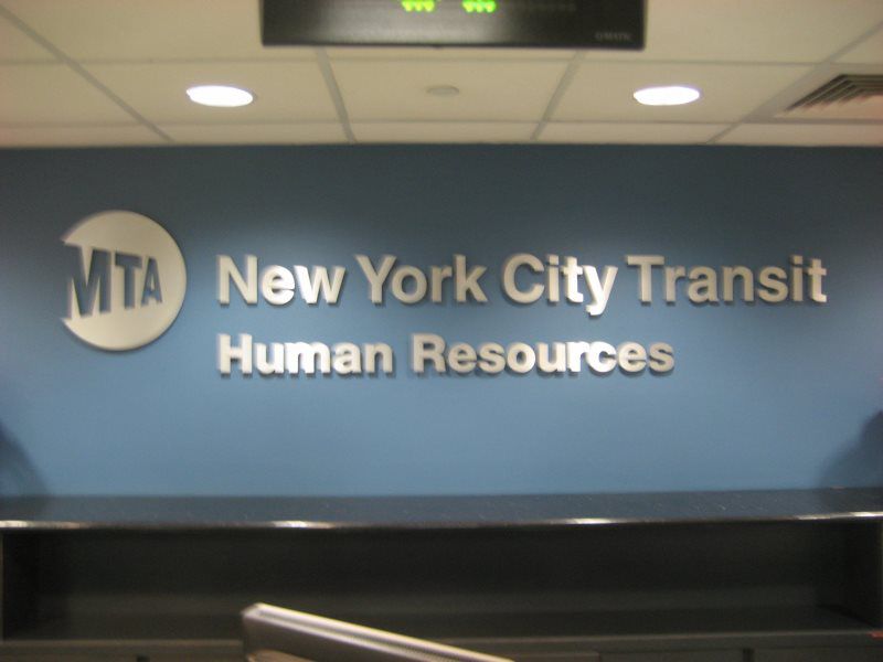 Mineola Other Signage