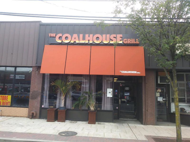 Mineola Awnings Signs
Community awning by Mineola Signs and Awnings in Mineola, New York
A welcoming community awning by Mineola Signs and Awnings in Mineola, New York. This awning adds a friendly touch to community centers, providing shade and a gat