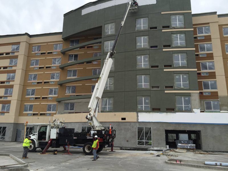 Mineola Signs Installation
Secure signage installation by Roll Up Awnings, tailored for businesses needing custom signage, commercial awnings, and monument signs near me. Our experienced team in Mineola, New York, ensures that your signage is install