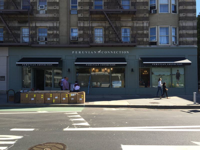 Mineola Awnings Signs
Entrance awning by Mineola Signs and Awnings, Mineola, New York
A classic entrance awning by Mineola Signs and Awnings in Mineola, New York. This awning provides both shelter and a welcoming aesthetic for any building entrance. 