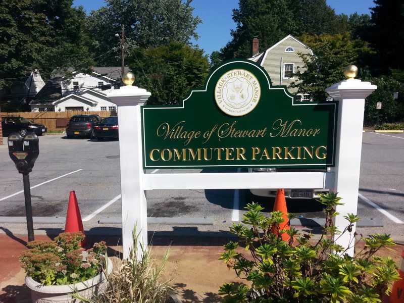 Mineola Carved Signs
A handcrafted carved sign with gleaming golden letters, perfect for upscale establishments in Mineola, New York. Crafted by Awningstar, this sign complements our residential awnings near me, commercial storefront awnings, and gar