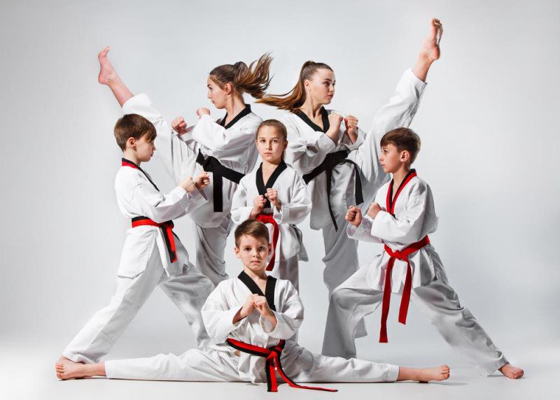 kids doing karate