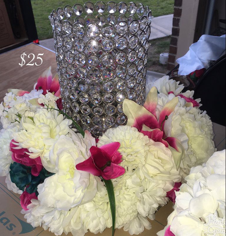 event supplies rental flower base