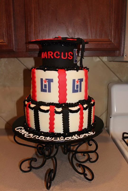 graduation cake design flavors