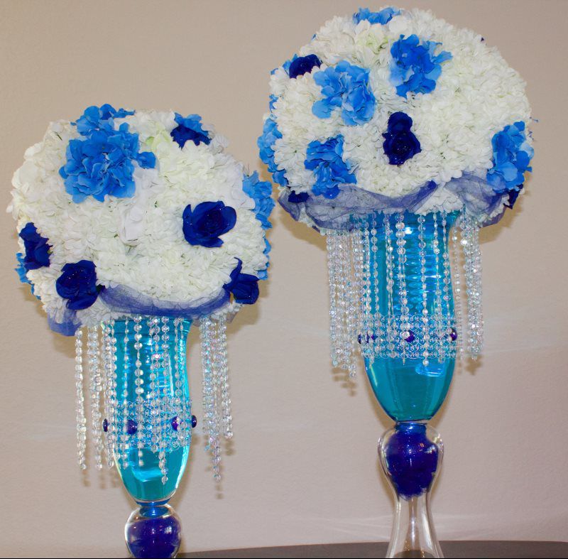 wedding bouquet of flowers stand